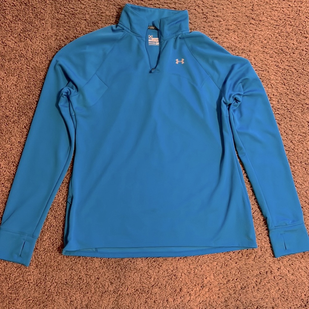 Under Armour blue 3/4 zip semi fitted top, Size Large